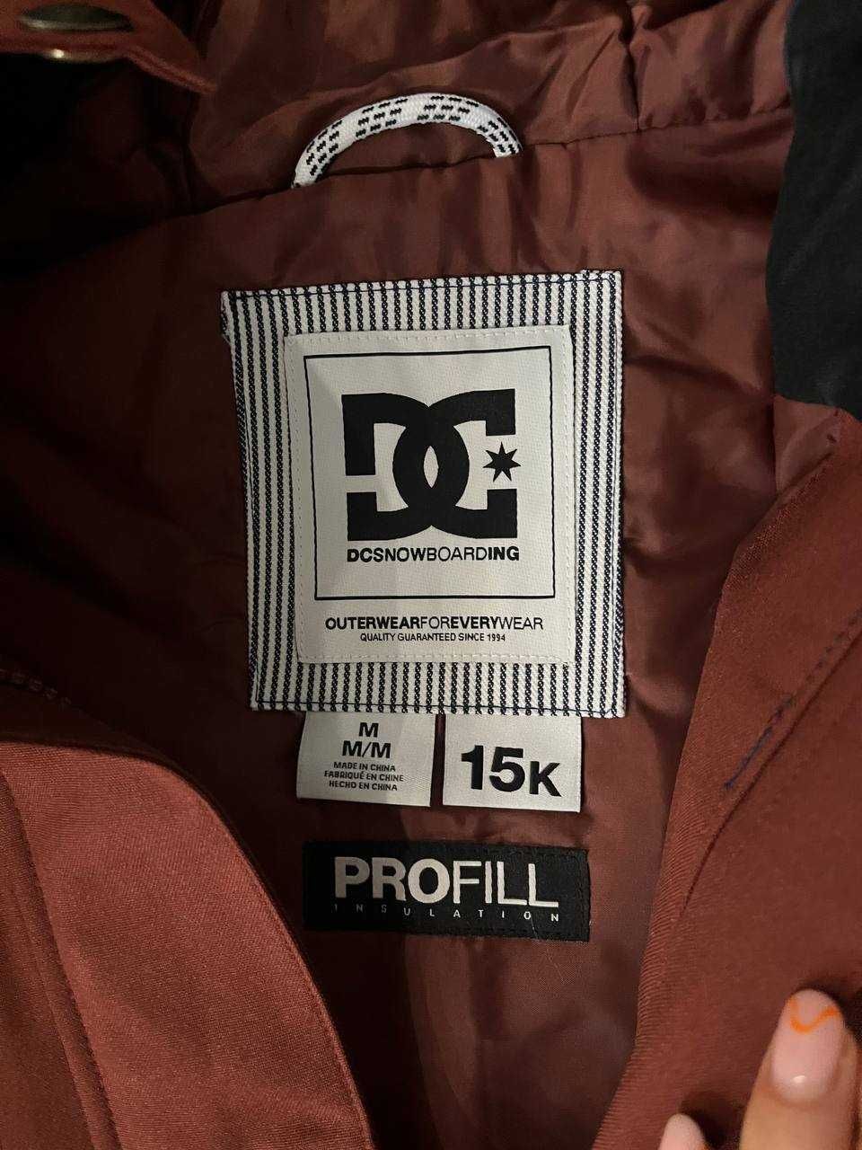 Сноуборд куртка DC Liberate 15K Insulated розмір M