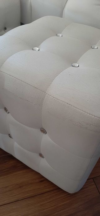 Zagĺówek + 2 pufy + krzesło