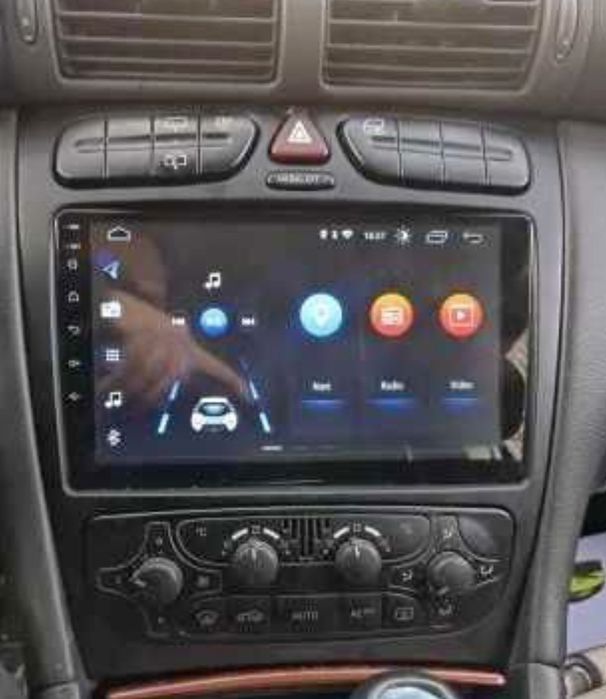 Auto radio Mercedes