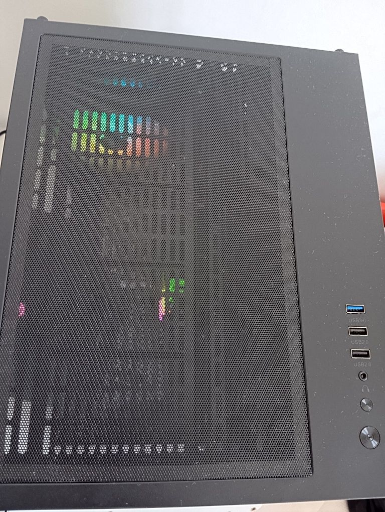 Torre gaming ainda com fatura