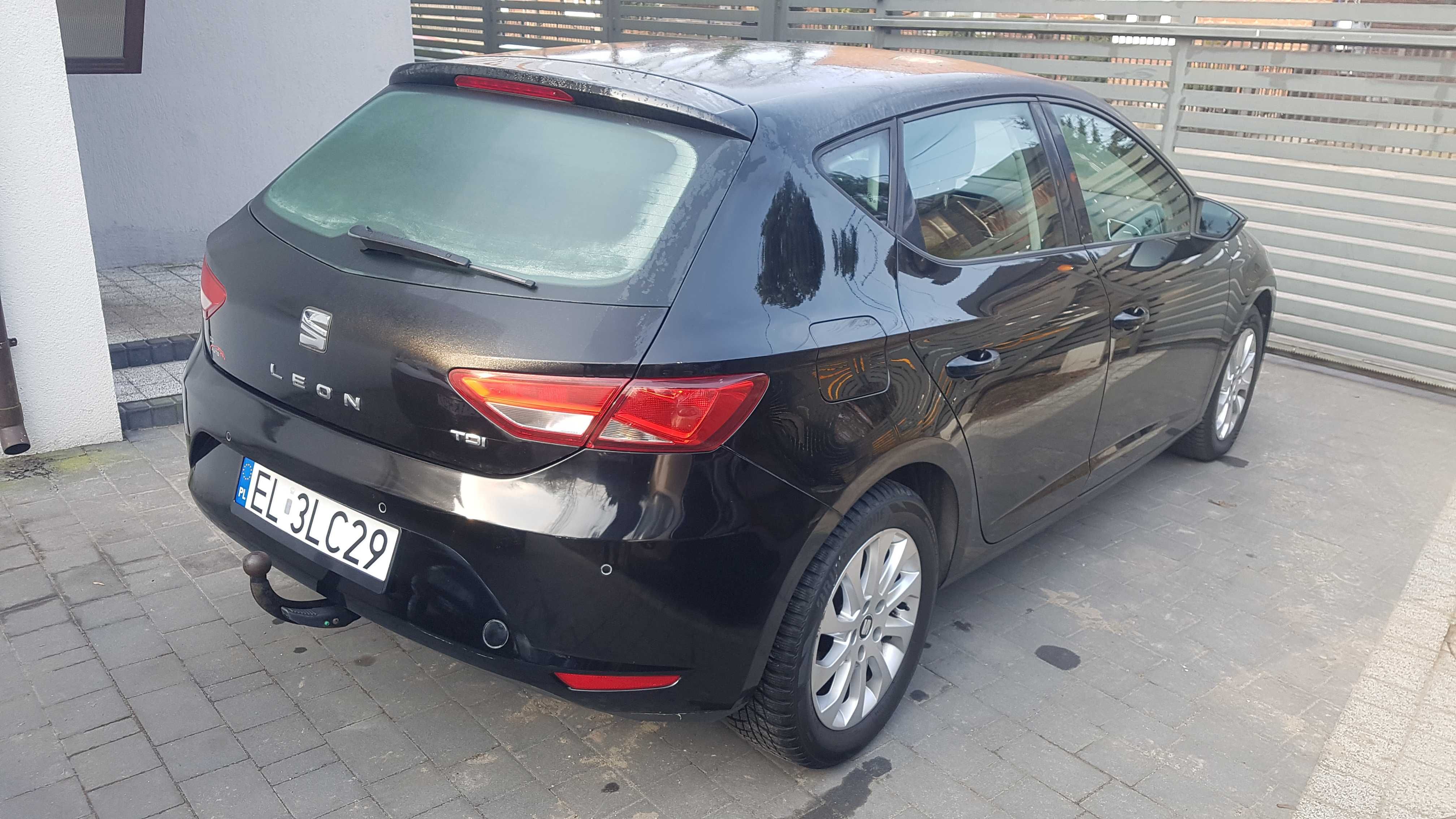 Seat Leon 1.6 TDI 2016 rok Hatchback