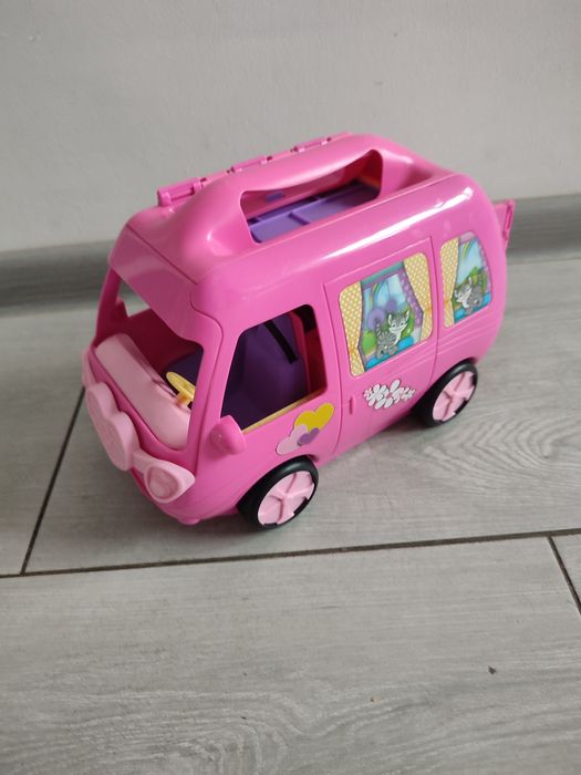 Kamper dla Barbie.