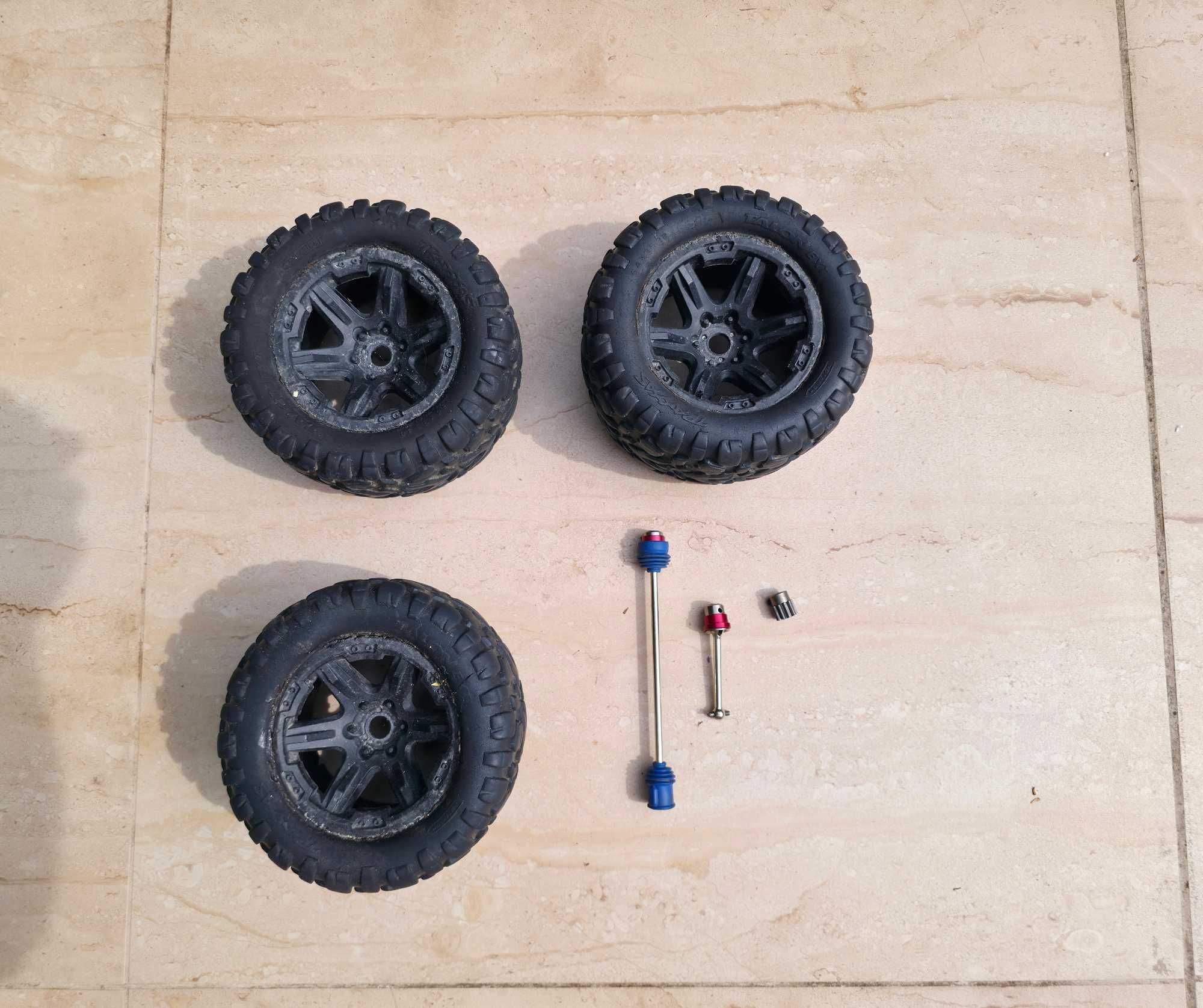 Traxxas E-Revo 2.0 podwozie modelu RC + serwo SRT CL6023