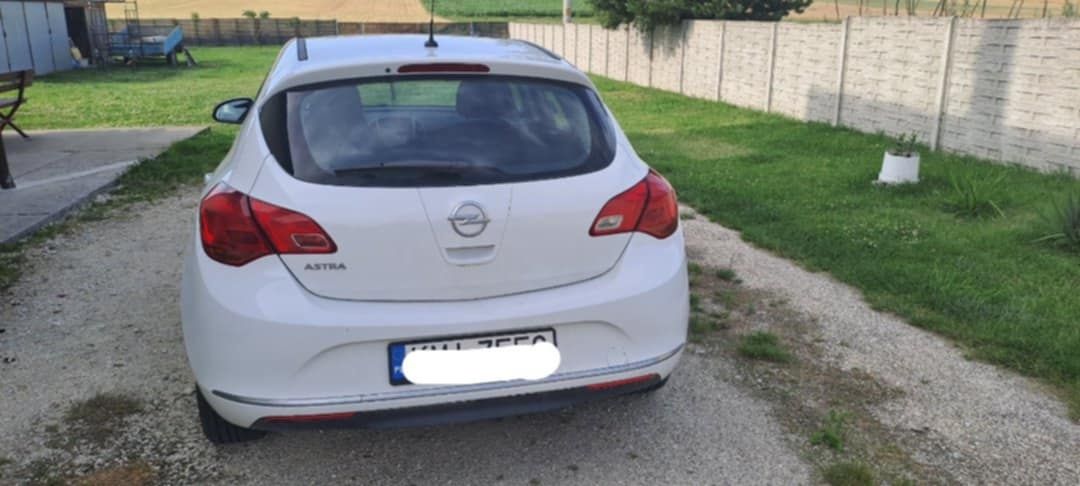 Sprzedam Opel Astra J