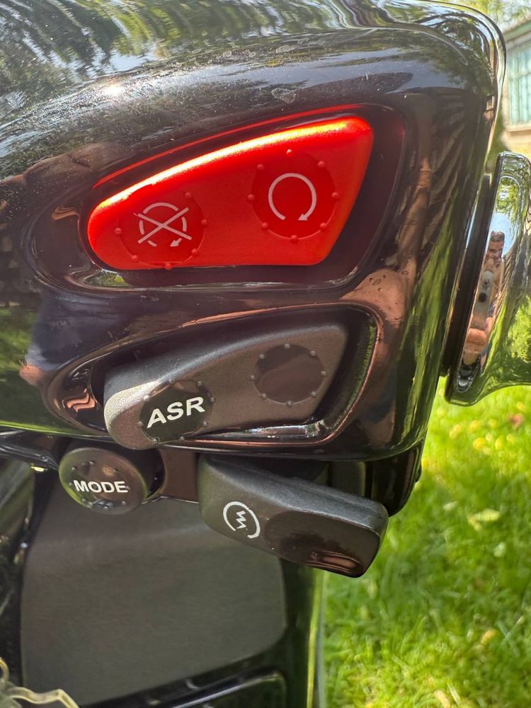 Vespa gts 300 продам майже новий