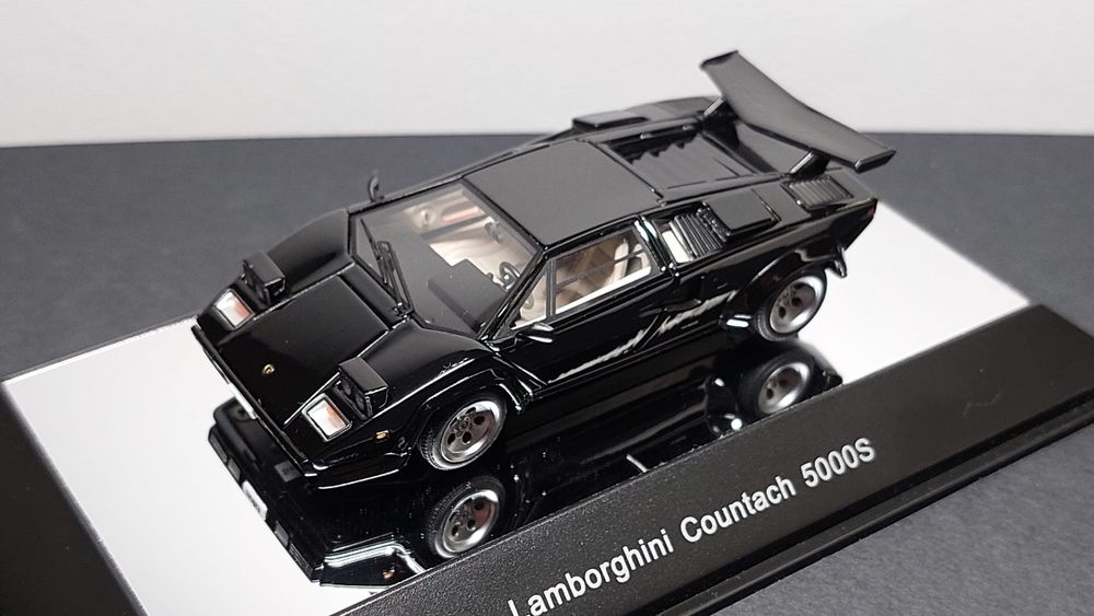 Модель 1:43 lamborghini cauntach Autoart,  minichamps,  schuco