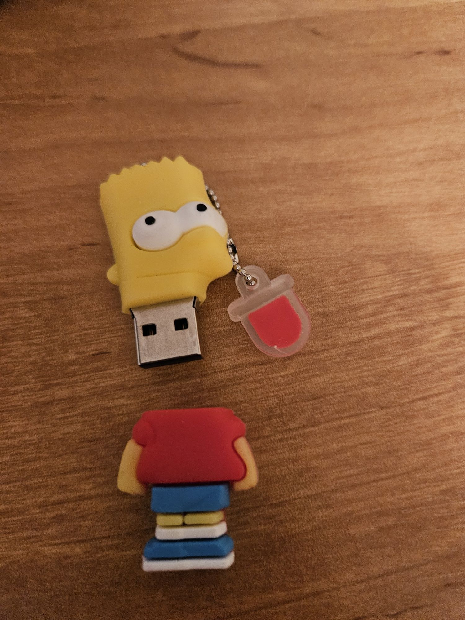 Pendrive Simpson