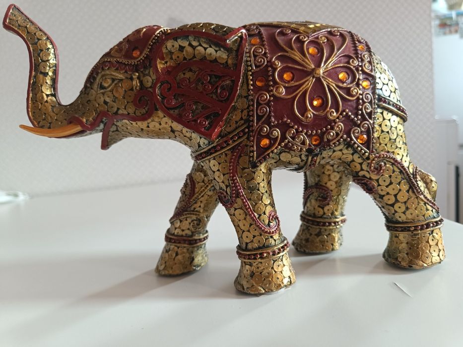 Ekskluzywna figurka Słoń Indyjski – Bogato Zdobiona