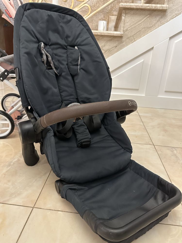 Каркас Cybex Priam , та тканина .
