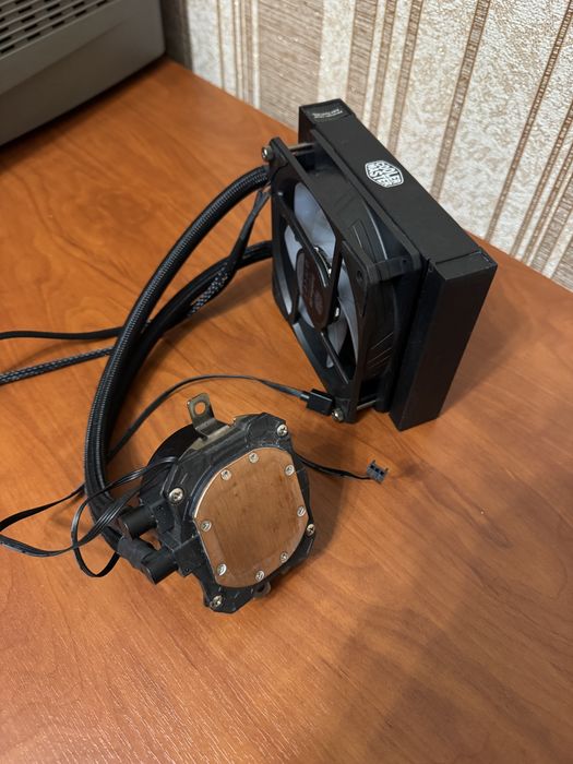 Водяне охолодження rgb cooler master master liquid ml120