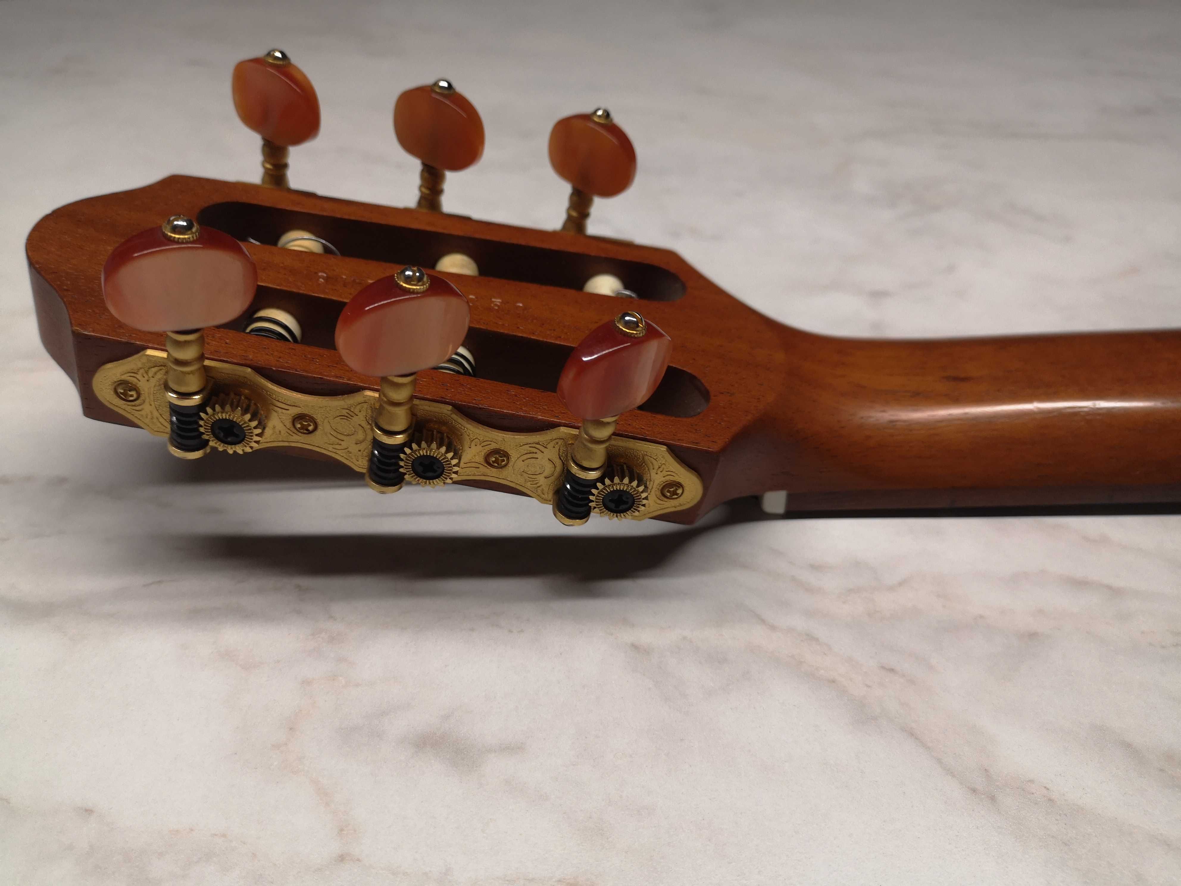 Yamaha SLG 100N Silent gitara akustyczna