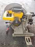 Dewalt piła ukośnica 1500w,średnica 305mm,3800/min,made in USA