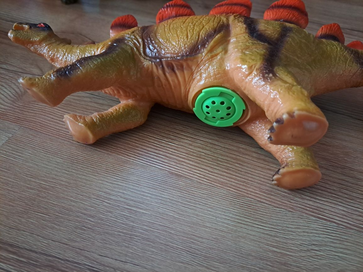 Figurki dinozaurów Cena za kpl.
