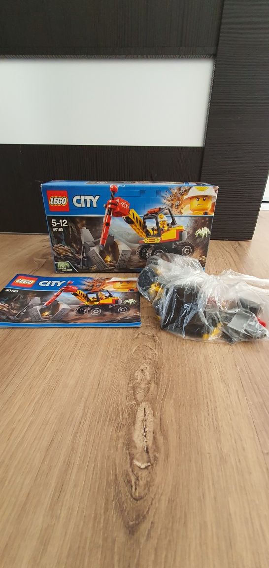 LEGO City 60185 Kruszarka górnicza