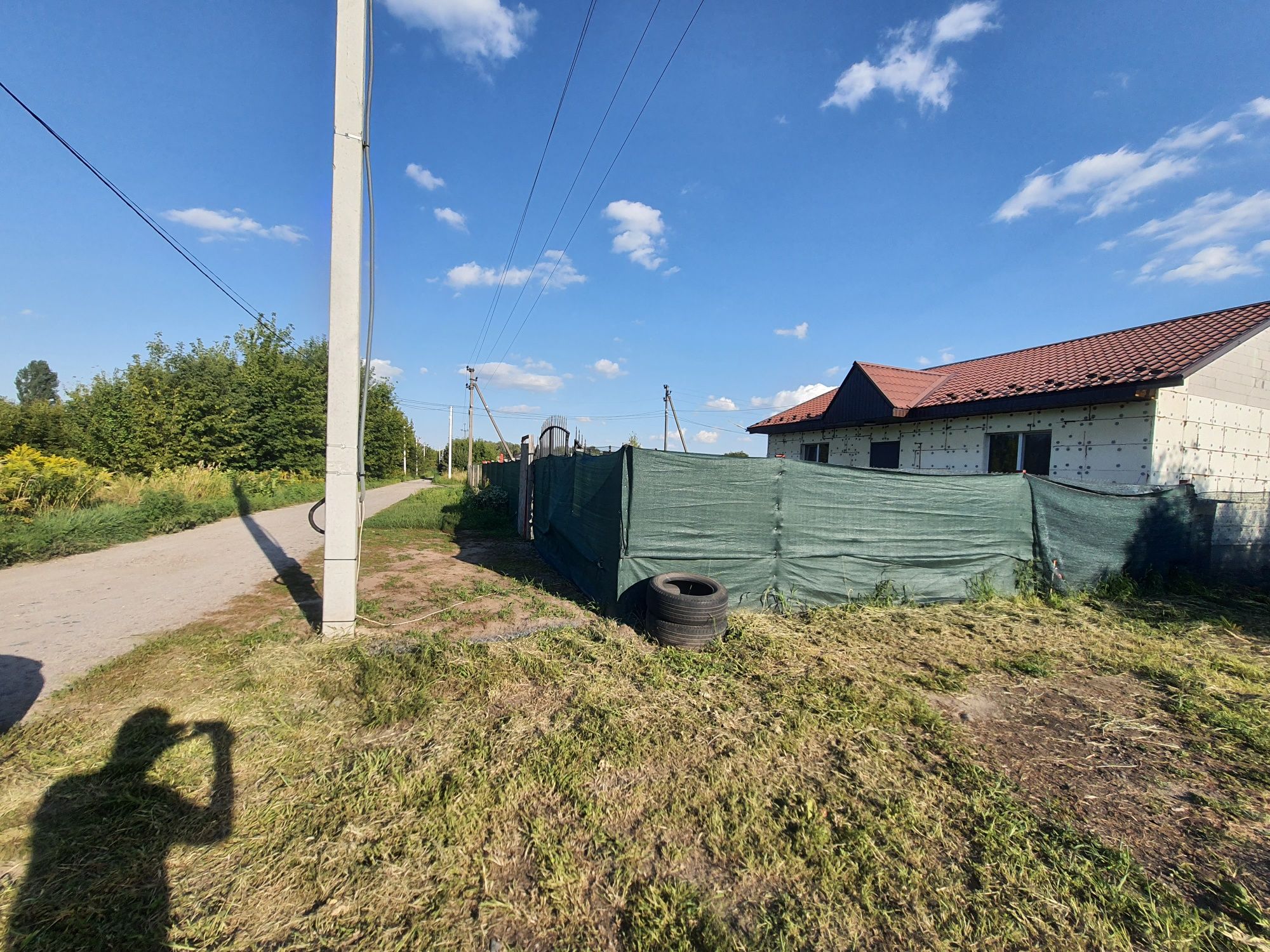 Продам  5 соток під будівництво,  вул. Дорошенка