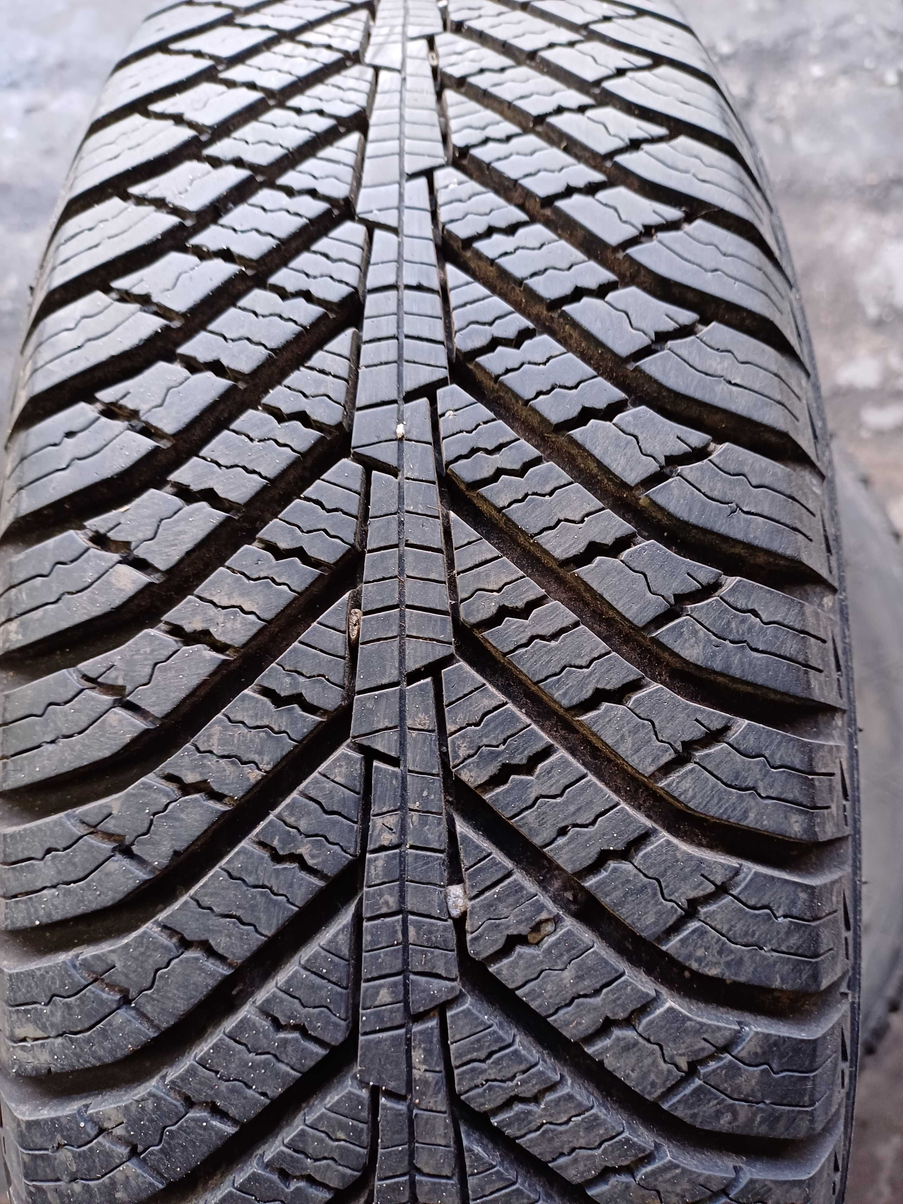 Kumho Solus HA31 175/65 R14 82T 2018r