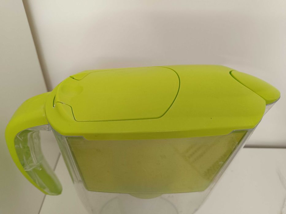Dzbanek filtrujący do wody Aquafor Dalia limonka 2,4 l