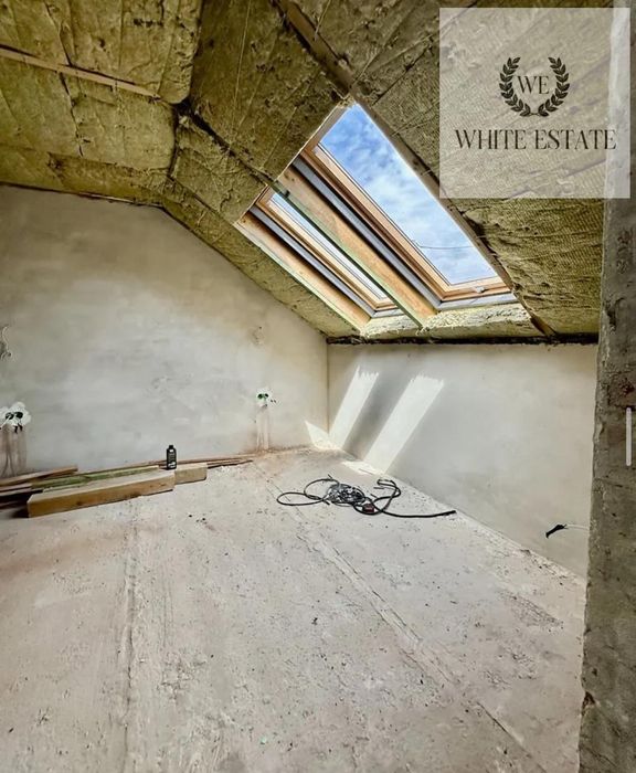 Продаж 2 поверхового будинку і ділянкою 6 сот. в Кутківцях