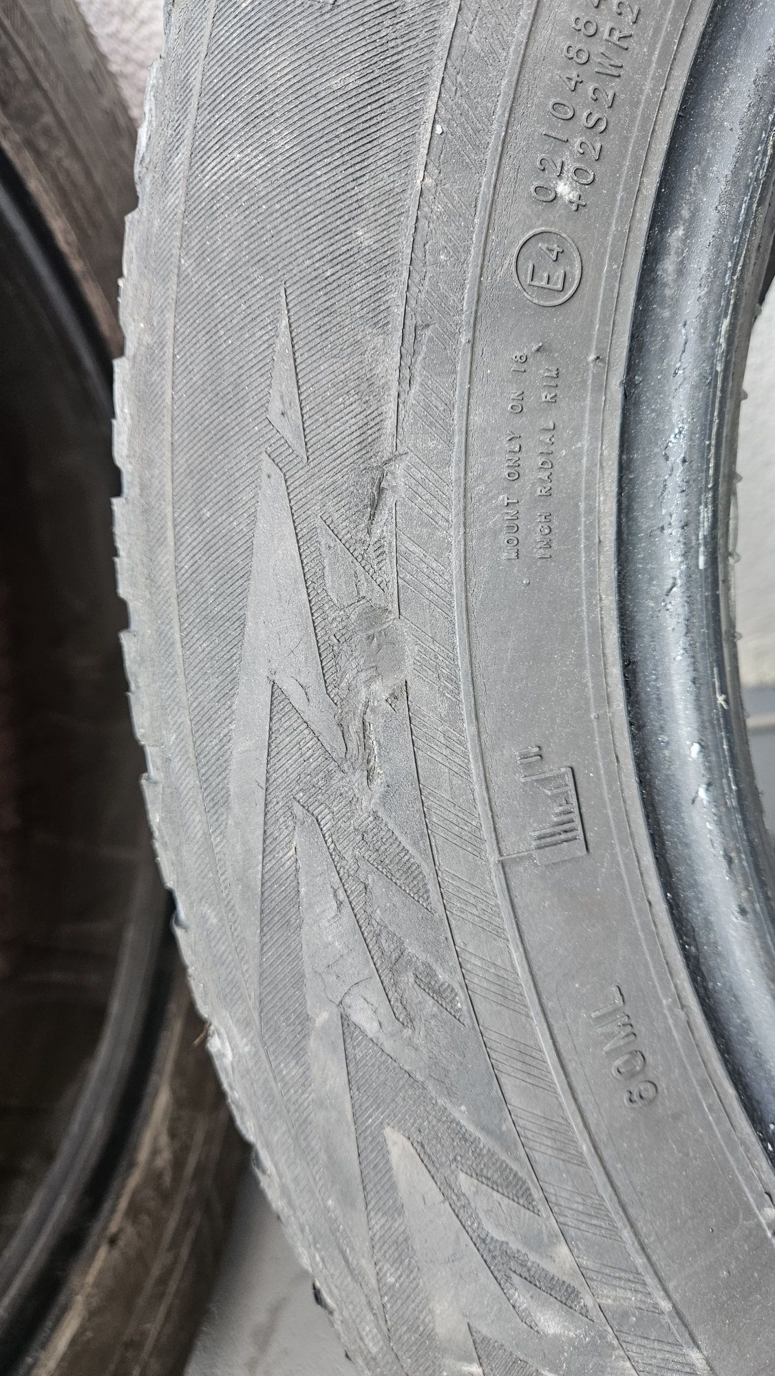 Opony zimowe nokian tyres WR SUV 4 235/60/18