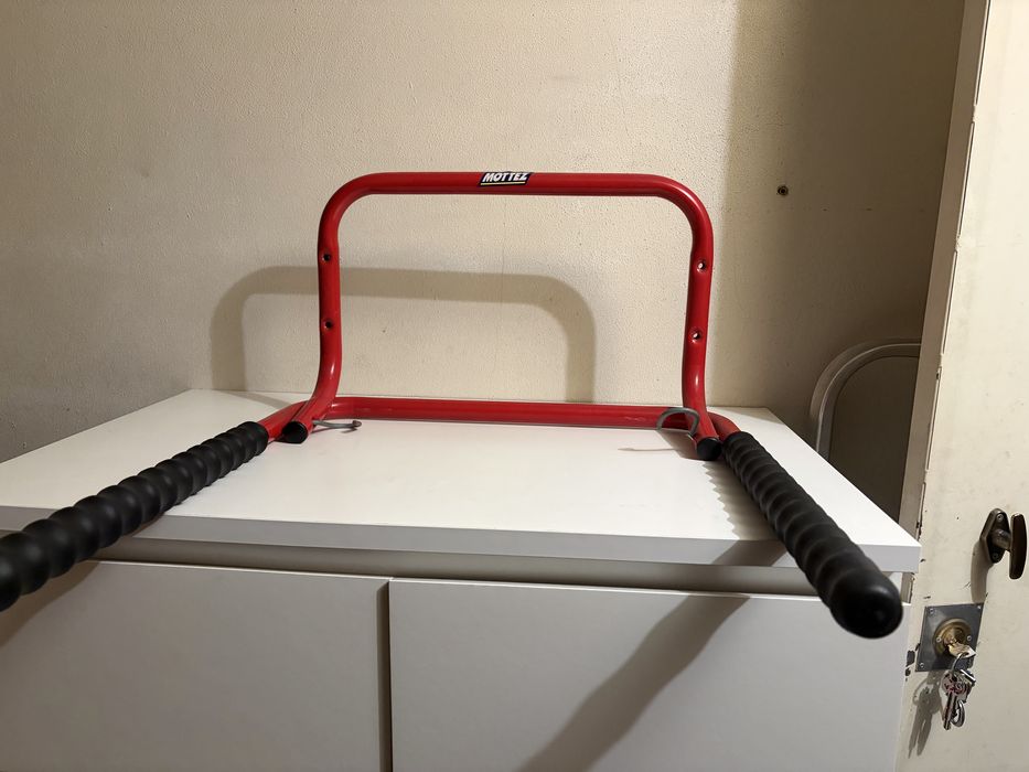 Suporte de parede para bicicletas