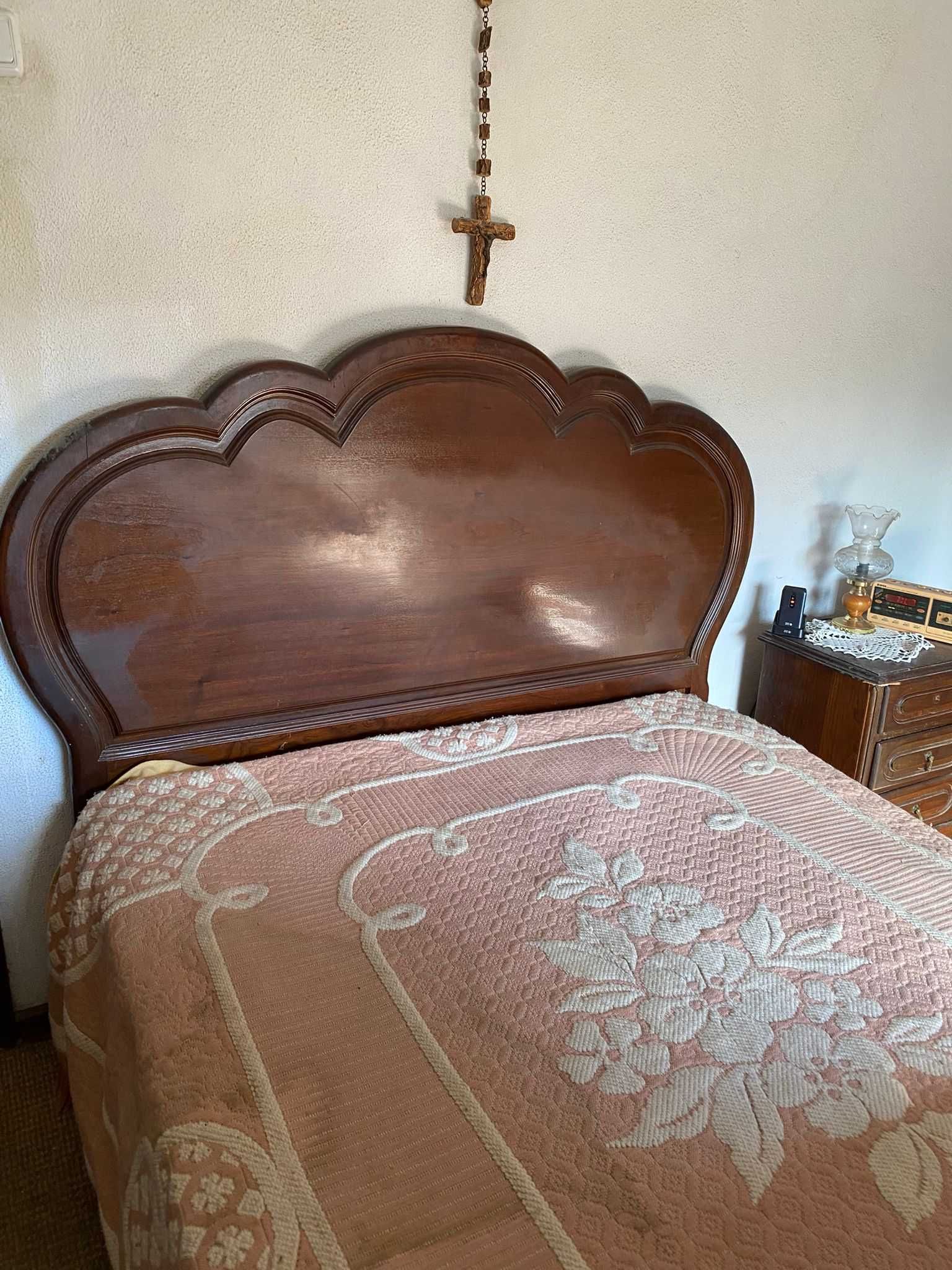 Vendo Móveis de Quarto e Sala