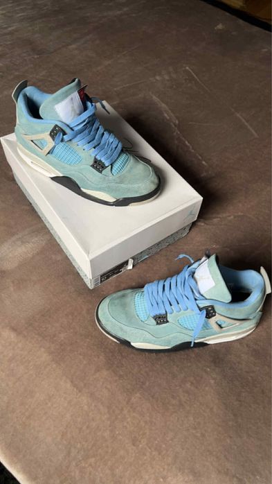 Jordan 4 unc niebieskie