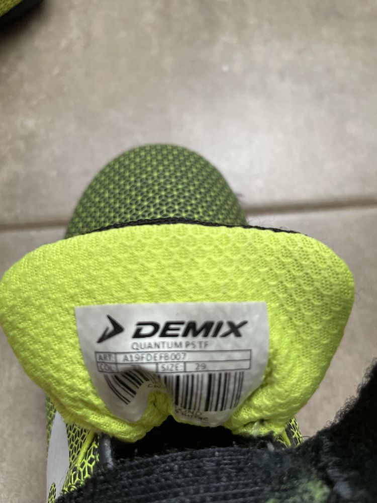Футбольные кроссовки Demix 29 размер