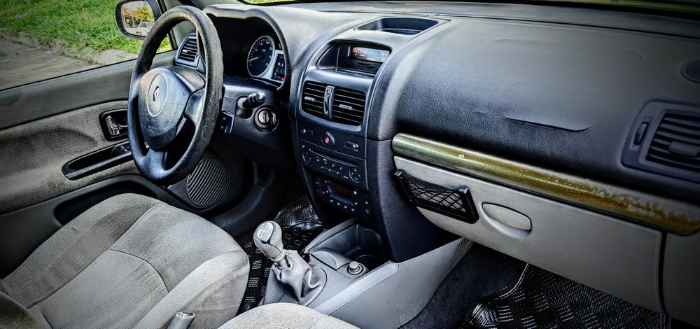 Renault Clio Gasolina bom estado