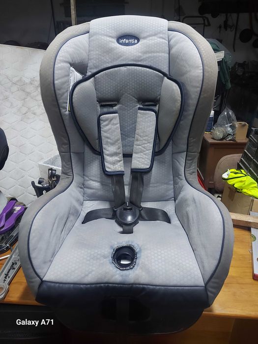 Cadeira de bebê  para carro