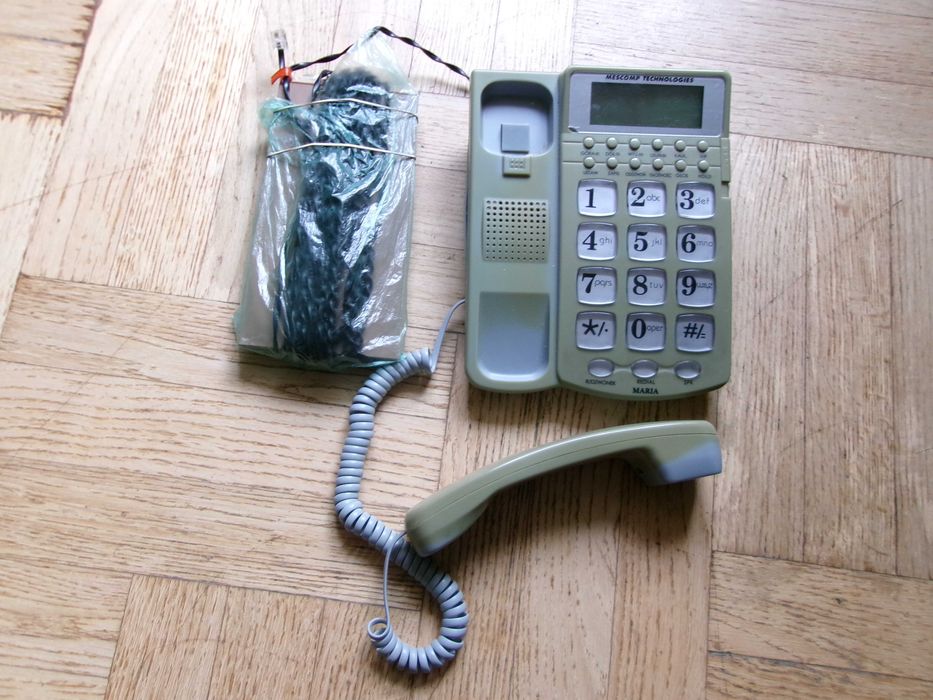 Telefon stacjonarny przewodowy Maria MT -512   z PRL