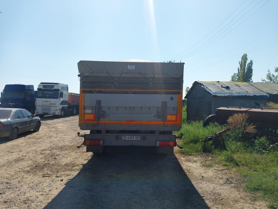 На повному бойовому ходу.      Торг до победи.  Обмін на трактор