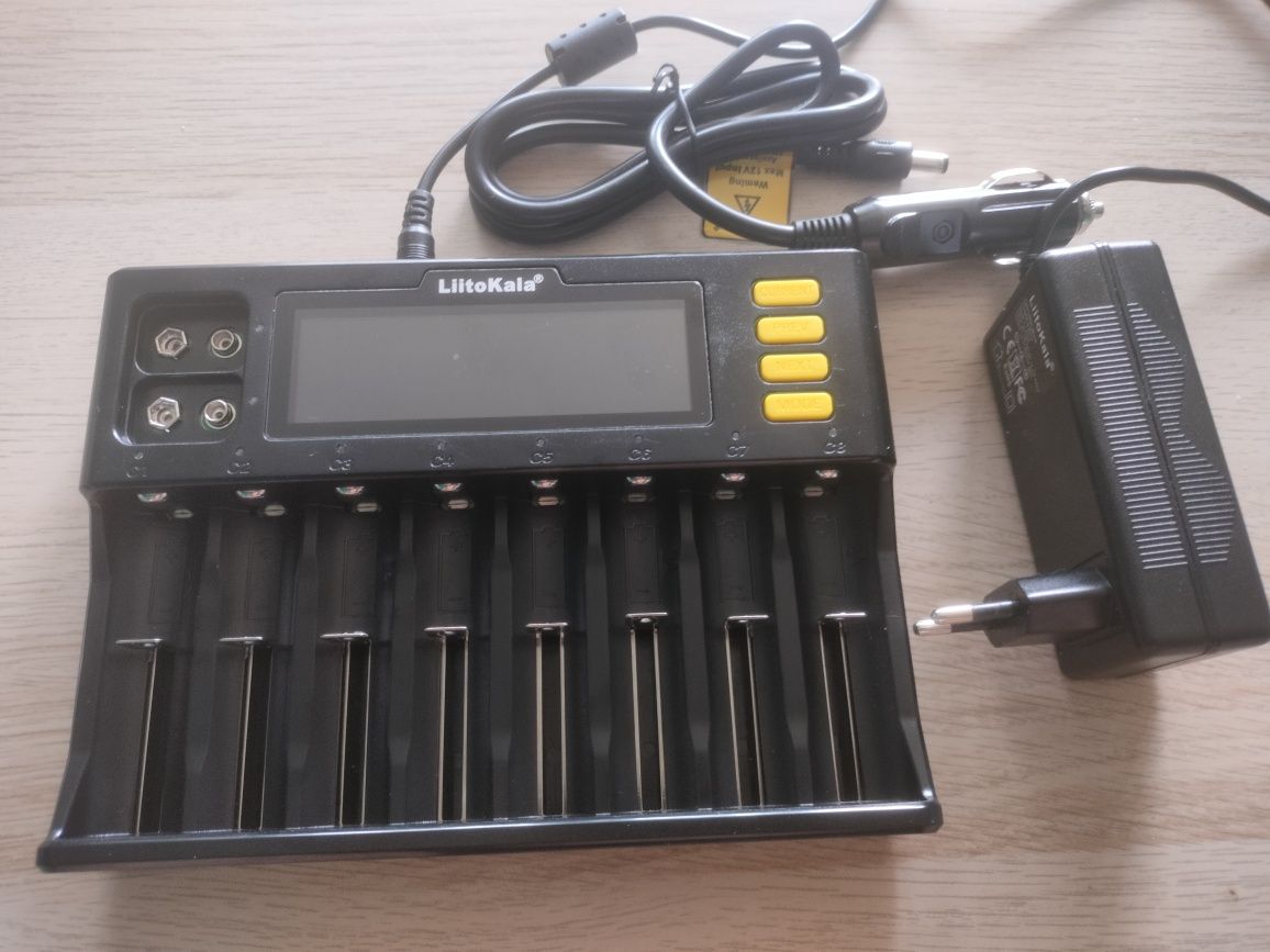 Ładowarka LiitoKala Lii S8 uniwersalna 8 portów