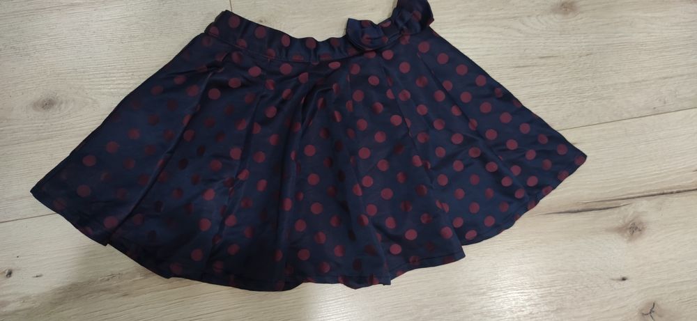 Spódniczka w kropki
