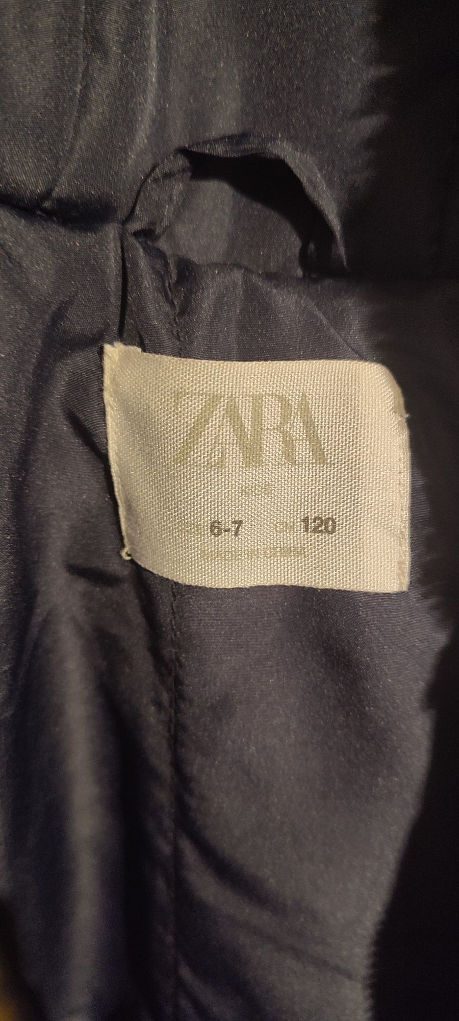 Colete Zara com gorro 6/7