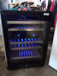 Шикарний винний холодильник Arktic 60*60*85 в ідеальному стані з Ні