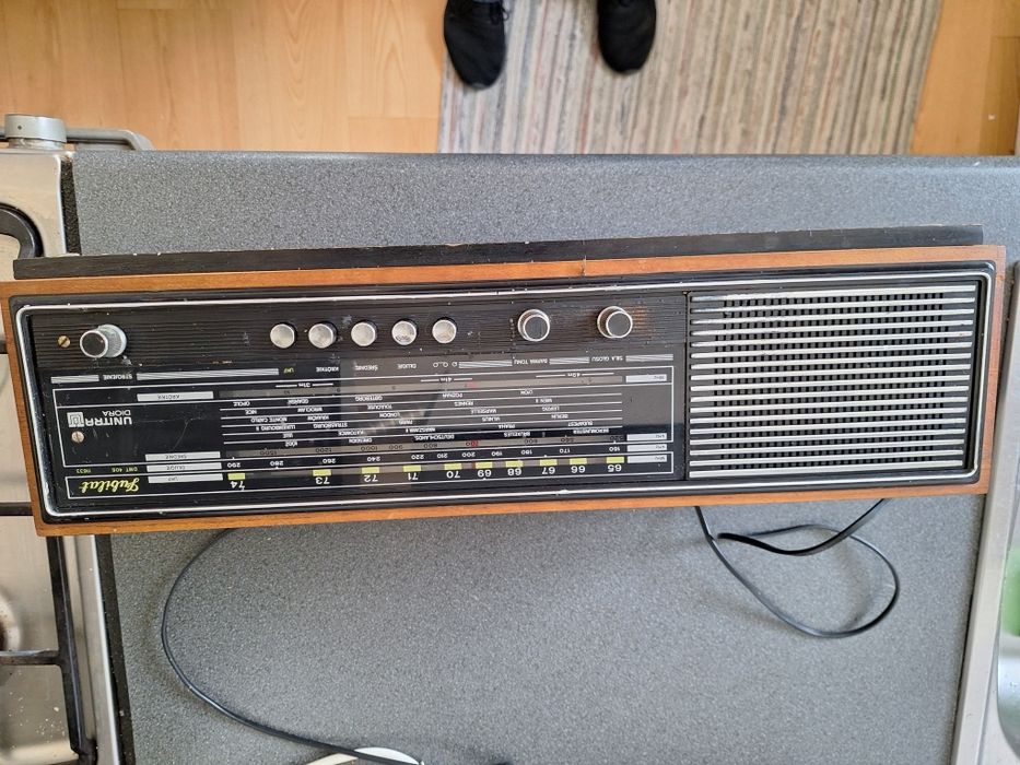 Sprzedam radio z PRL unitra Jubilat