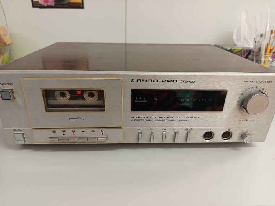 Продам магнитофон Яуза-220 стерео