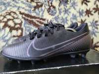 Super piłkarskie buty Nike Mercurial Vapor 13 Club FG/MG wkł. 25,5