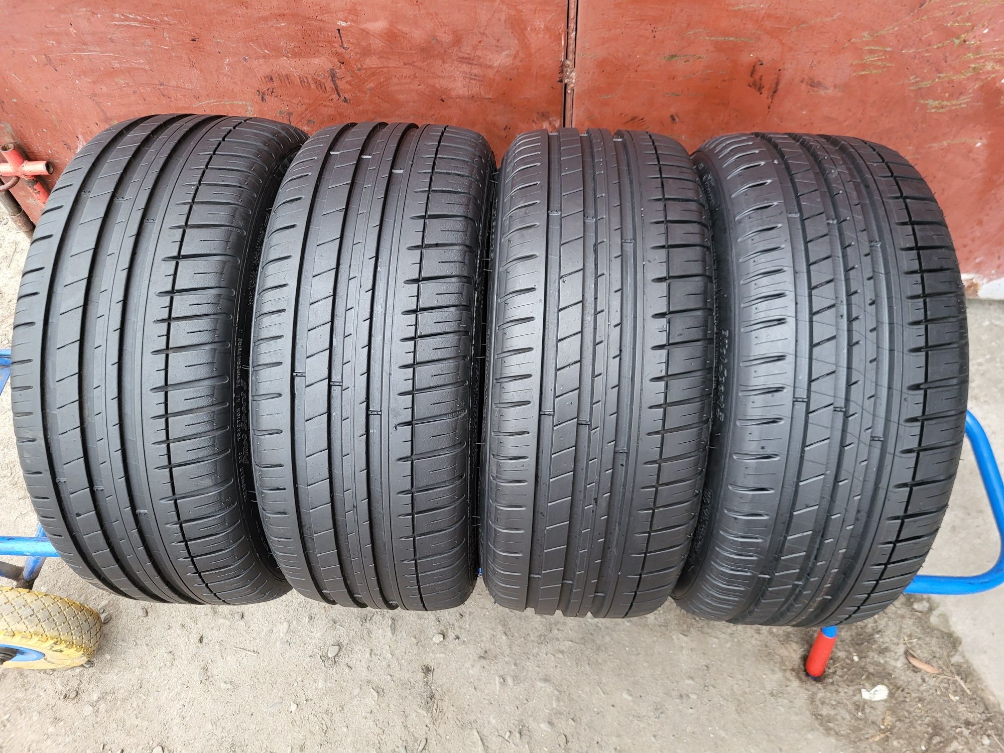 205/40/17 R17 Michelin Pilot Sport 3 4шт ціна за 1шт шини
