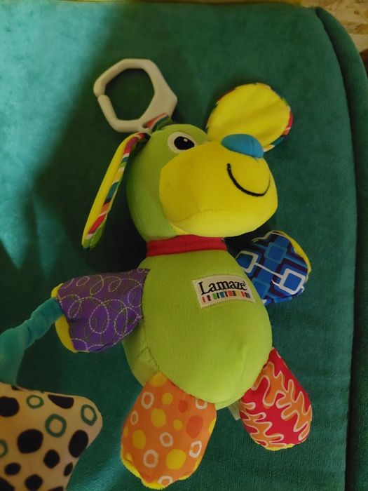 Іграшка на коляску