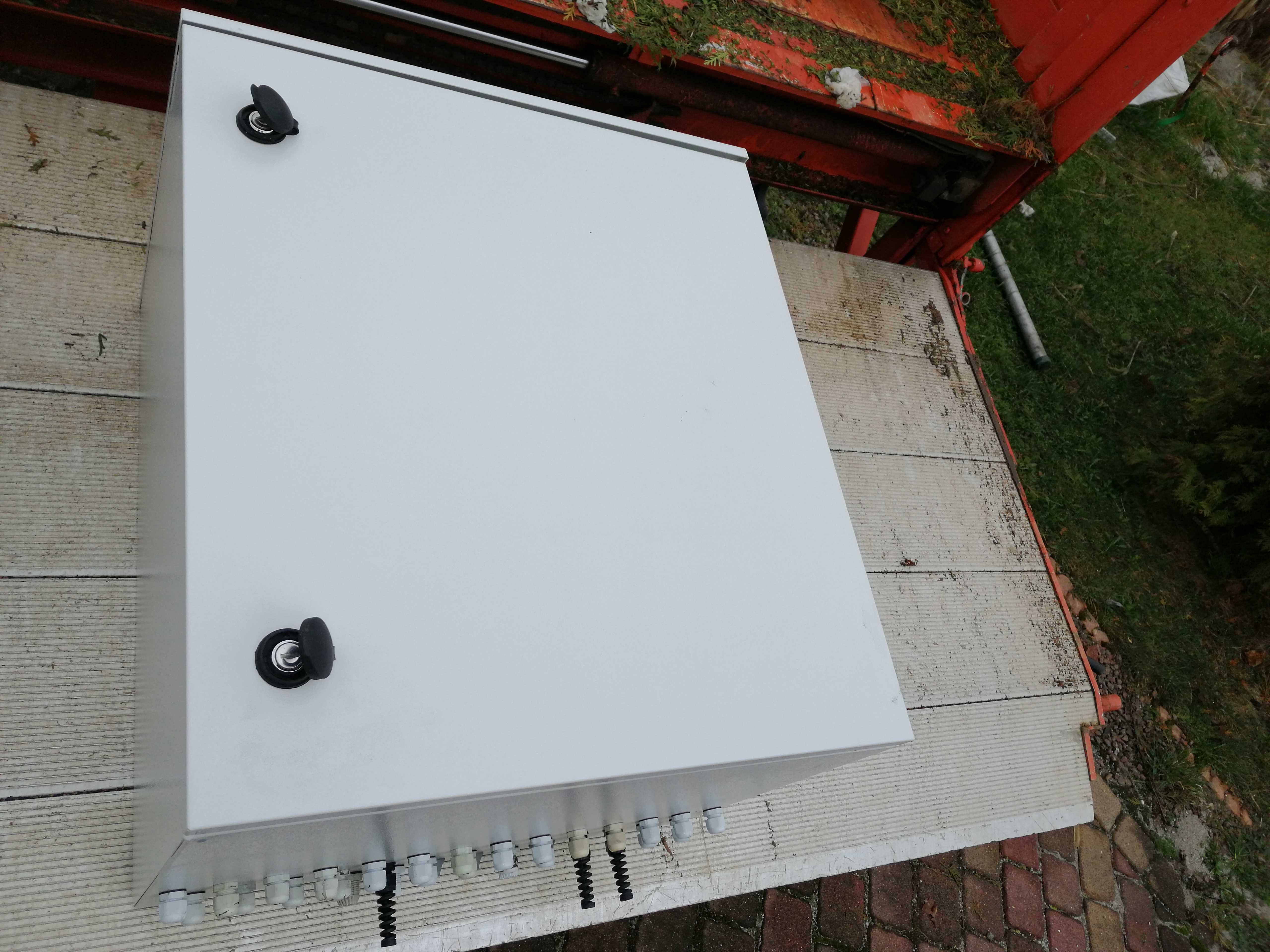 Szafa hermetyczna SM-64/55/41 19” 12U cyberbajt na maszt rack