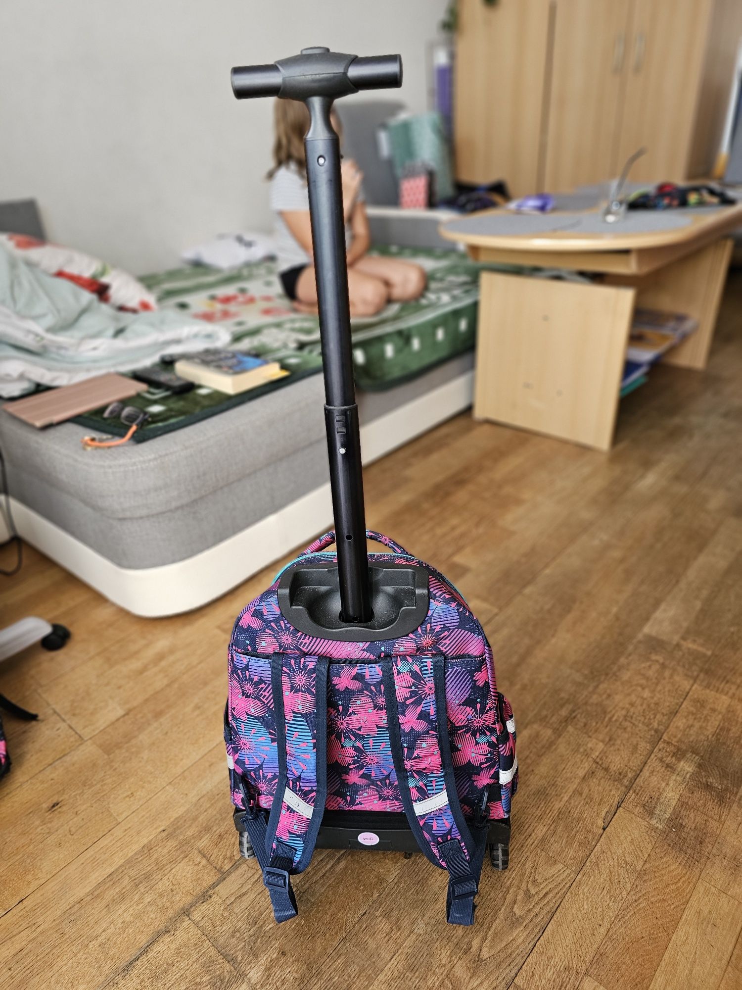 Plecak CoolPack Starr - Szkolny plecak na kółkach kwiaty i motyle