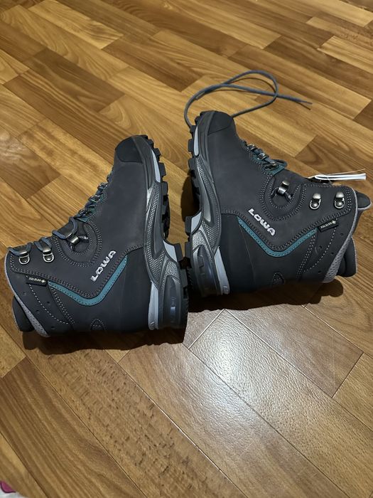 Трекинговые ботинки Lowa Mauria Gore-Tex Ws