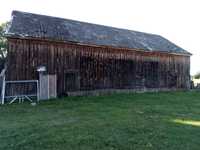 Rozbiórki stodół skup starego drewna