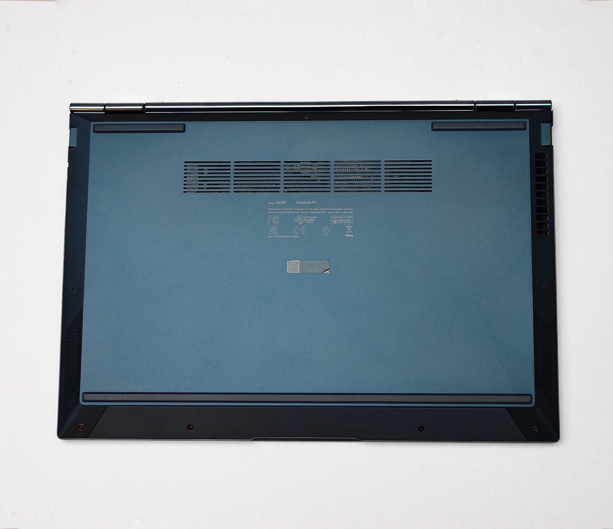 Ноутбук Asus Zenbook Q409Z 14 OLED i5-1240P (12ядер)/RAM 8gb/SSD 256gb