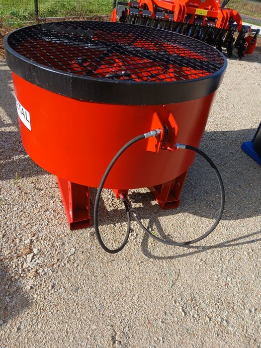 Betoniarka mieszalnik pasz od 400L