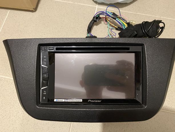 Radio sam Pioneer AVH-Z2200BT