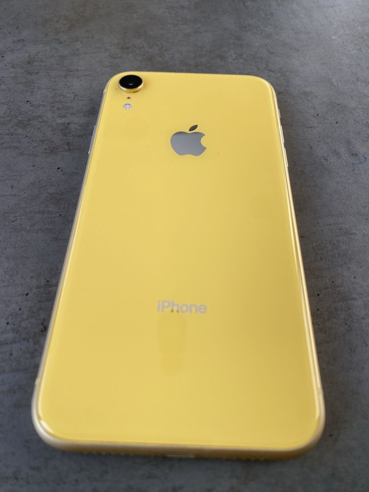 IPhone XR 64 гБ у відмінному стані