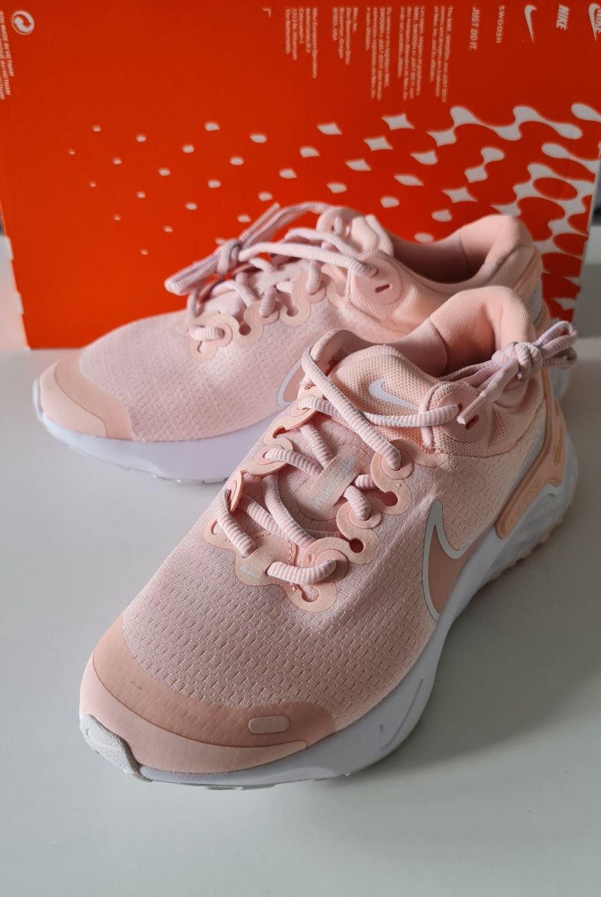 NOWE buty damskie NIKE Renew Run 3 roz.38,5