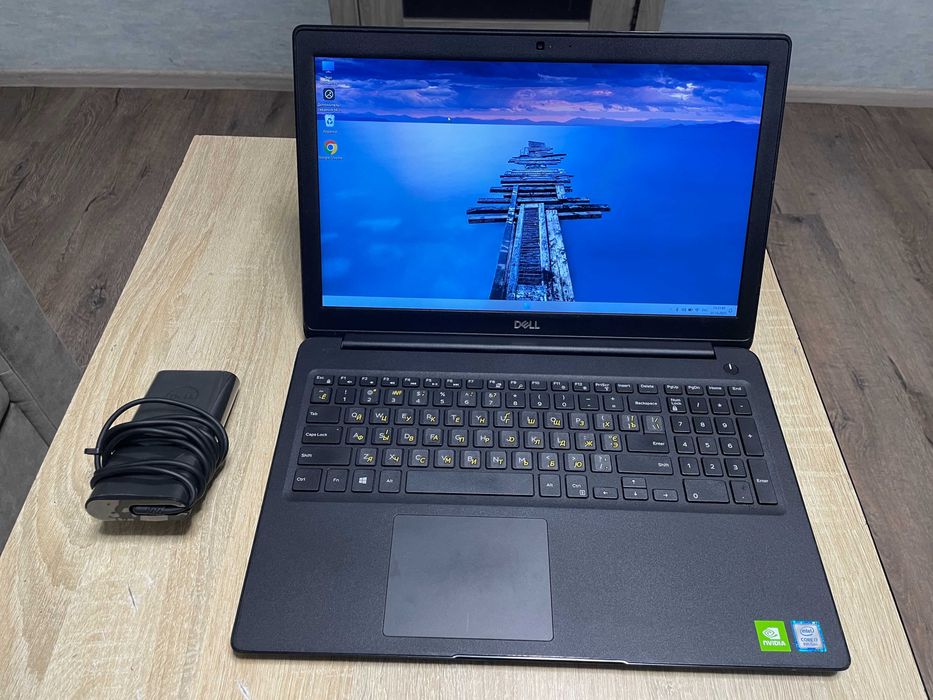Ігровий Dell Latitude 3500, i7-8565u,Nvidia MX130,ОЗУ 16GB,SSD 256,США